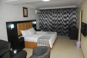 Executive Double Room - Dawn Carrington Hotels (Lagos)