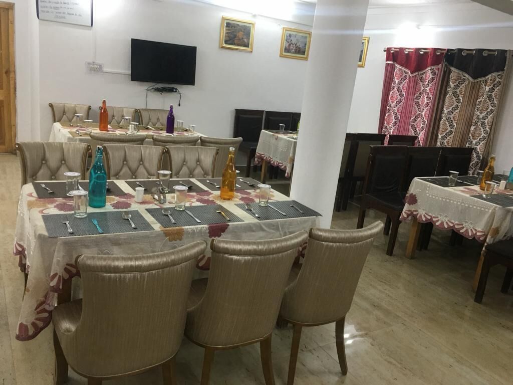 غرفة لتناول الطعام