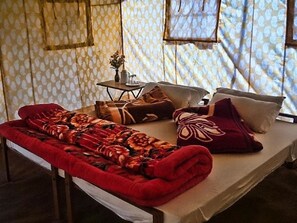 Deluxe Double Room, 1 Bedroom | Blackout drapes, bed sheets - Mulkila Adventures - Campsite (Lahul)