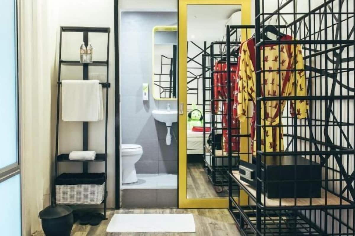 Bathroom | Shower, rainfall showerhead, free toiletries, hair dryer