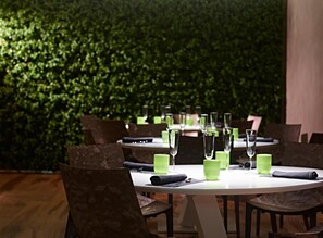 Lunch and dinner served, Italian cuisine - Hotel Aqua Crua (Barbarano Vicentino)