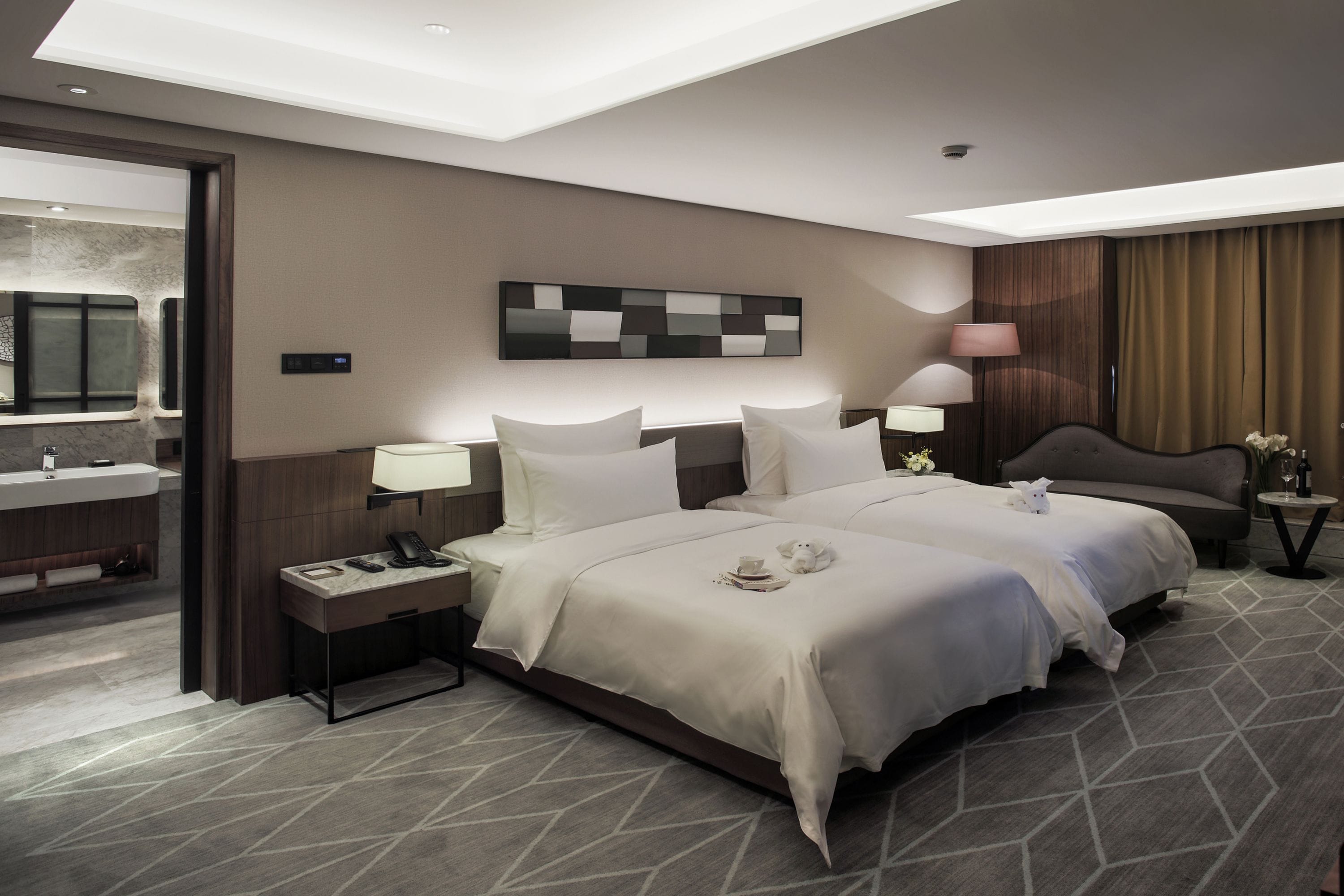 superior twin room | premium bedding, minibar, in-room safe, desk
