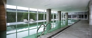 Indoor pool - The Lotus Hotel Chongqing (Chongqing)