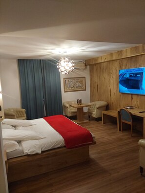 Literie de qualité supérieure, couette en duvet d'oie, minibar