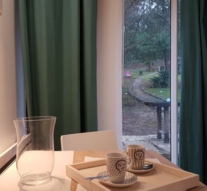 Le Mirabellier | Wi-Fi gratuit, draps fournis