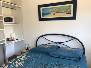 Quarto casal, banheiro privativo (Chambre Lavoisier) | 1 quarto, Wi-Fi de cortesia