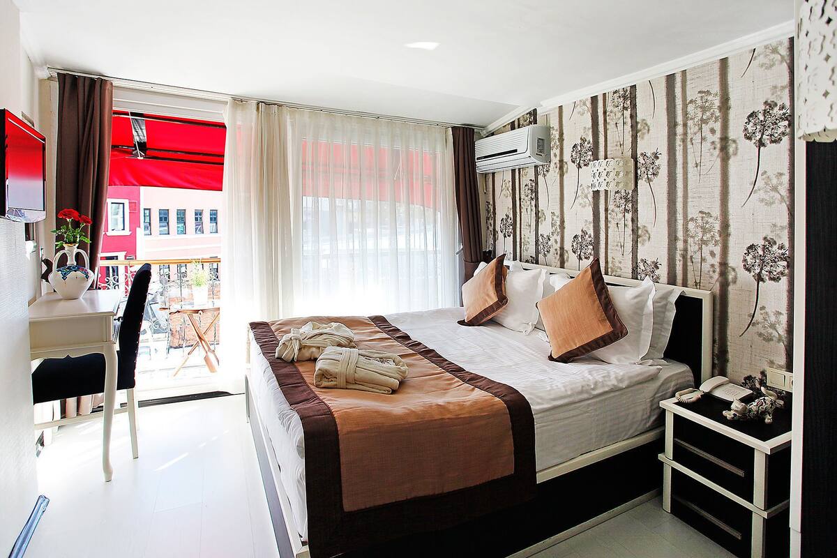 Deluxe Double Room, Balcony