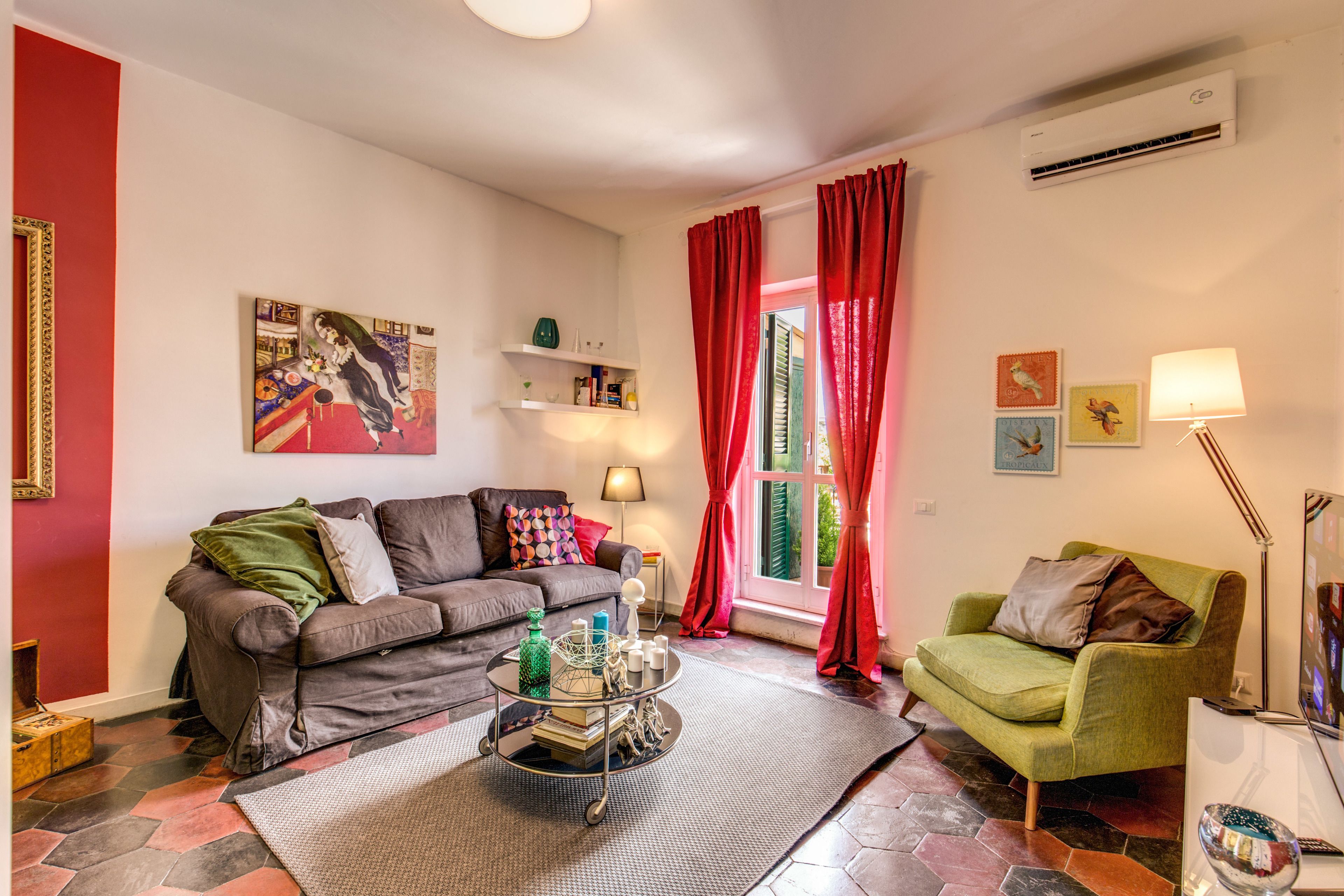 Penthouse Superior - 2 sovrum - utsikt mot staden | Vardagsrum | Platt-tv