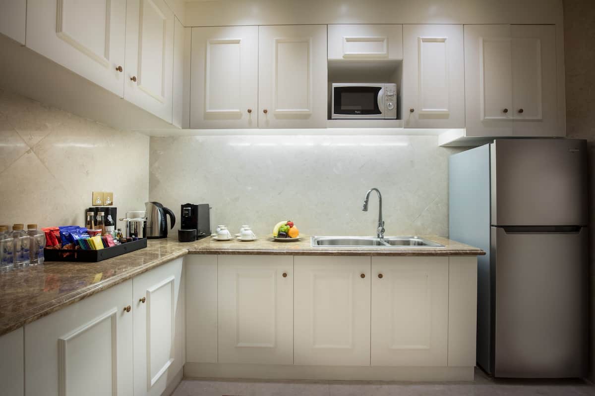 royal suite, balcony | living area | led tv, pay films