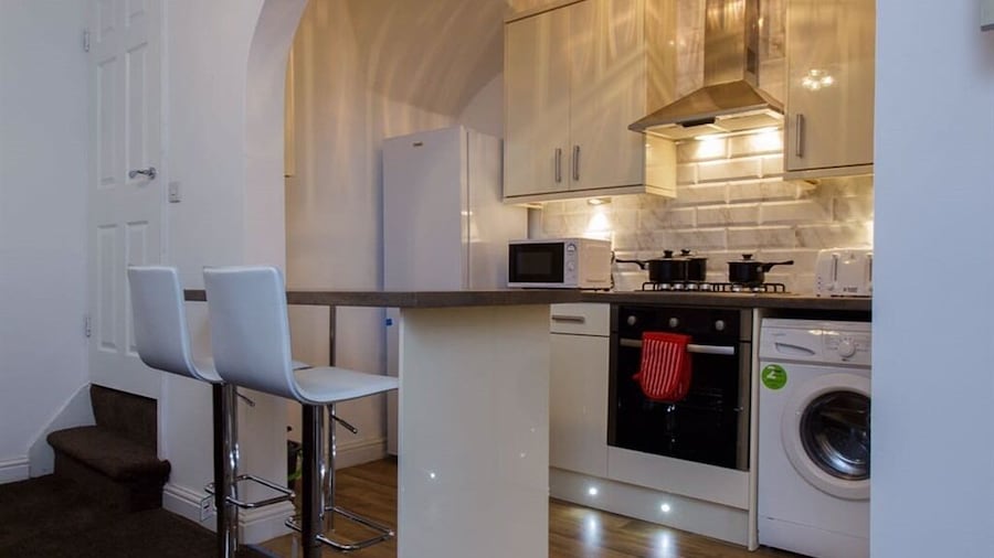 Shaftesbury Apartments