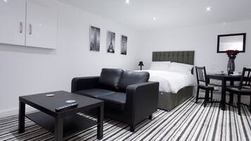 Studio, Private Bathroom (Studio apartment )