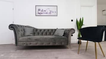 Apartment, Private Bathroom (2 Bedroom Occupancy 7) | Lounge