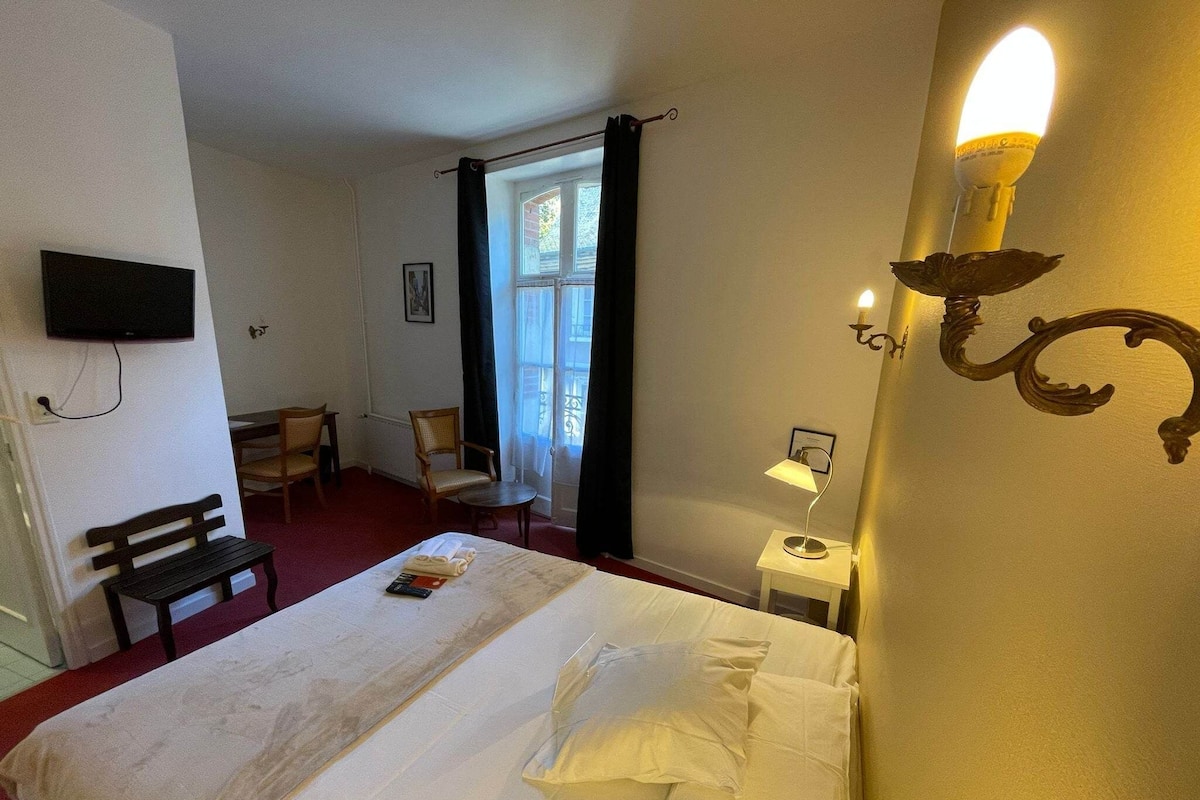 Superior Room | Individually decorated, individually furnished, desk, soundproofing
