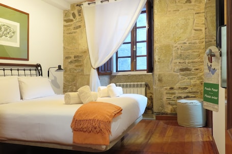 Wifi gratis y ropa de cama
