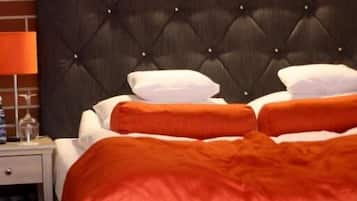 Deluxe Double Room | Egyptian cotton sheets, premium bedding, minibar, desk