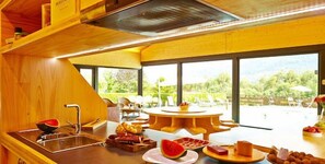 Interior - Las casas de Ea Astei (Ea)