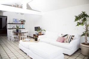 Phòng Tiêu chuẩn | Phòng khách | Đầu đĩa DVD 