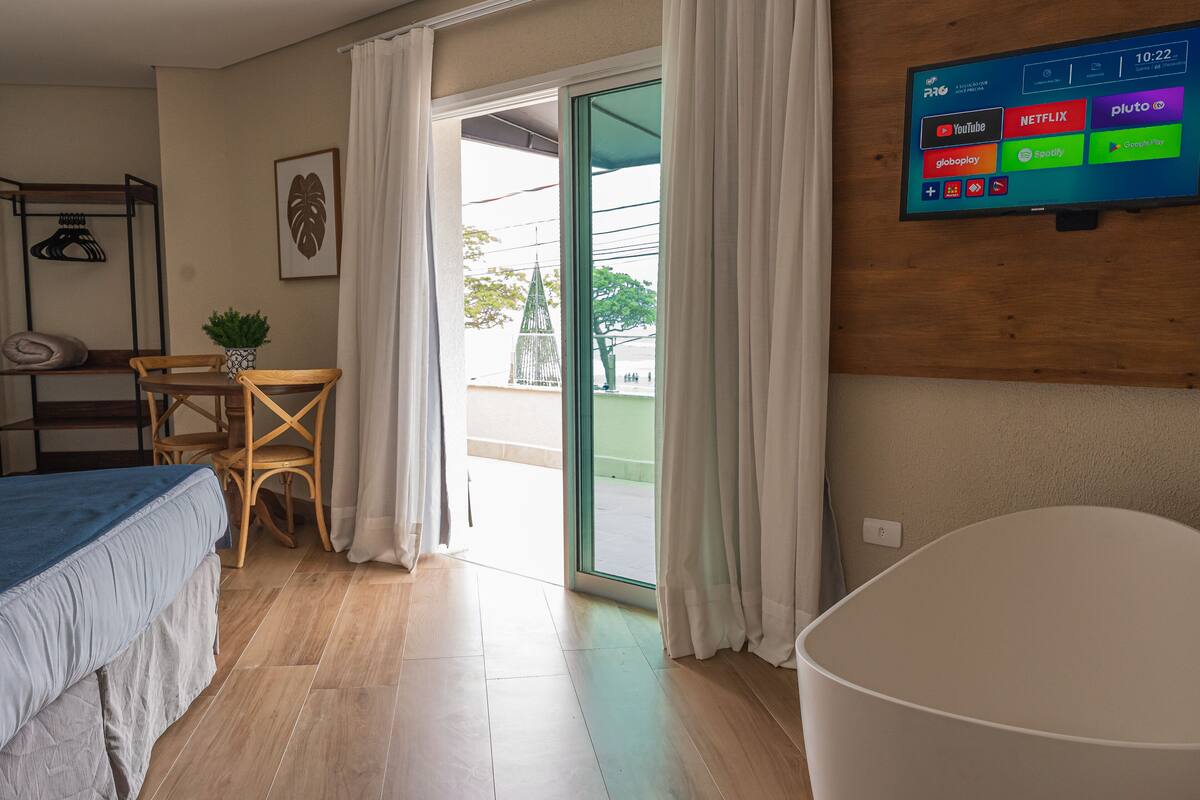 royal suite | 1 bedroom, minibar, in-room safe, blackout curtains