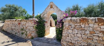 Almapetra Trulli Resort