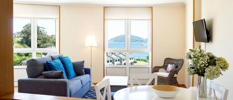 Seprai premium dan setrika/meja setrika