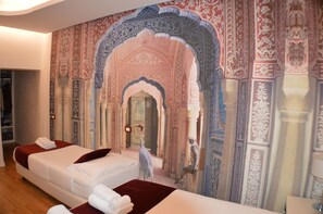 Deluxe Triple Room | In-room safe, desk, soundproofing, iron/ironing board - Trevi Elite Rome (Rome)
