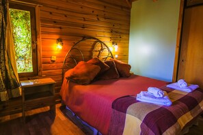 Superior fyrbäddsrum - 1 sovrum | Skrivbord, gratis barnsängar och gratis wi-fi