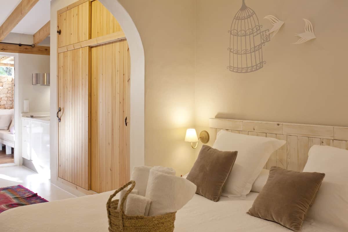 Studio Suite (2) | Seprai premium, minibar, brankas, dan Wi-Fi gratis