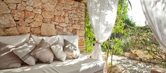 Can Aisha - Adults Only