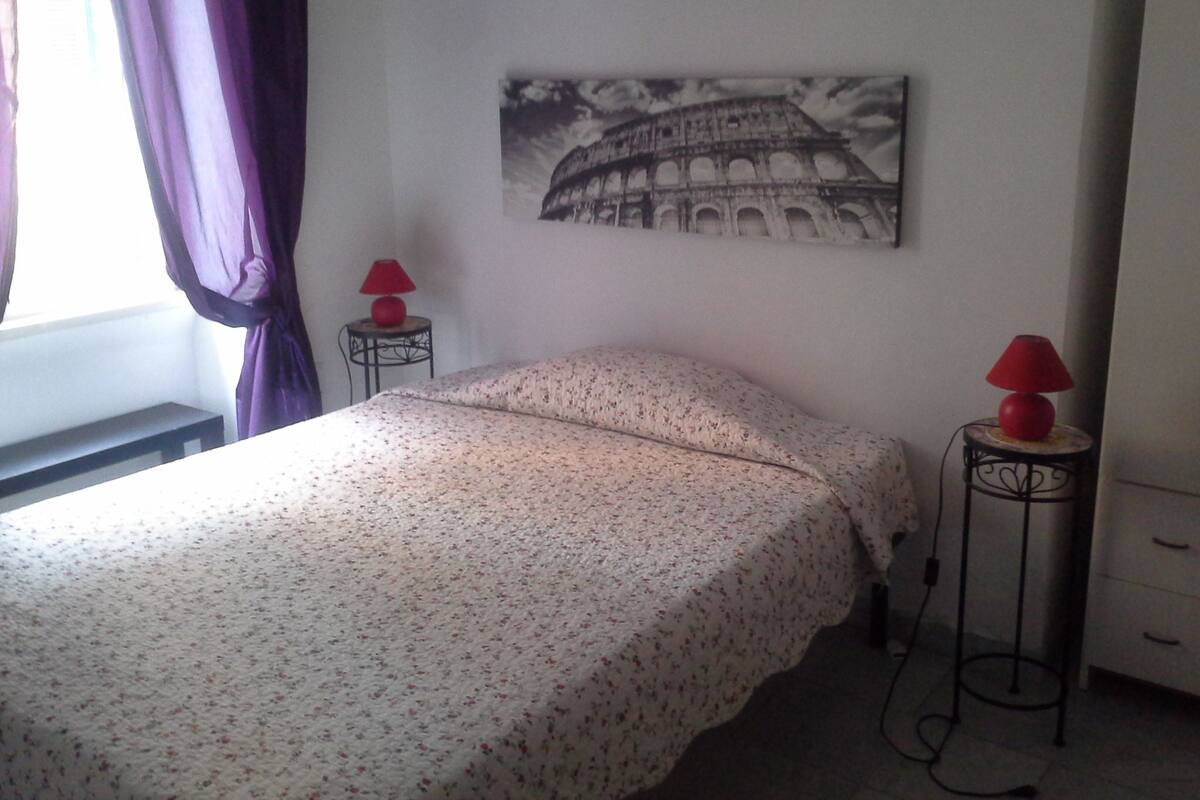 Standard dubbelrum | Skrivbord, gratis wi-fi och sängkläder