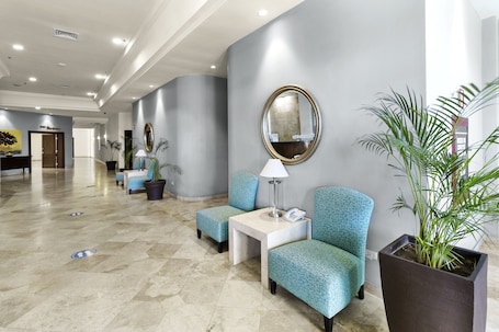 Sala de estar en el lobby