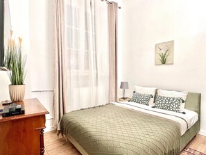 华丽公寓, 2 间卧室, 一层 (Podwale 29/6) | 特色装修、特色家居、隔音、熨斗/熨衣板