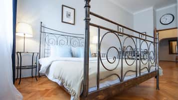 Apartment, 1 Bedroom, City View (Rynek 26/7) | Individually decorated, individually furnished, soundproofing