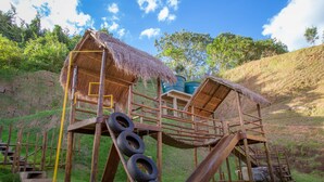 Children's play area - outdoor - Pousada Pompéia (Socorro)