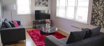 Lux Living Apartments - Marino Place