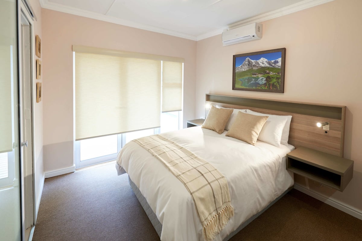 Luxury Double Room, 1 Bedroom, Private Bathroom, Pool View | Premium bedding, down comforters, memory foam beds, in-room safe