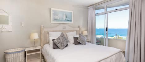 Luxury Apartment, 3 Bedrooms, Sea View, Sea Facing | 3 bedrooms, premium bedding, in-room safe, iron/ironing board