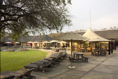 Thabaledi Game Lodge