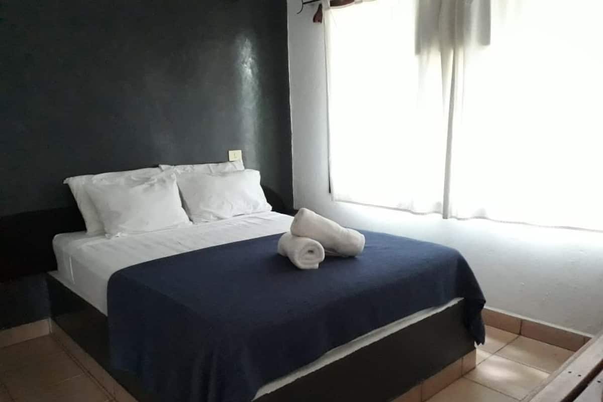 Appartement Familial, 2 chambres, terrasse, en bord de piscine