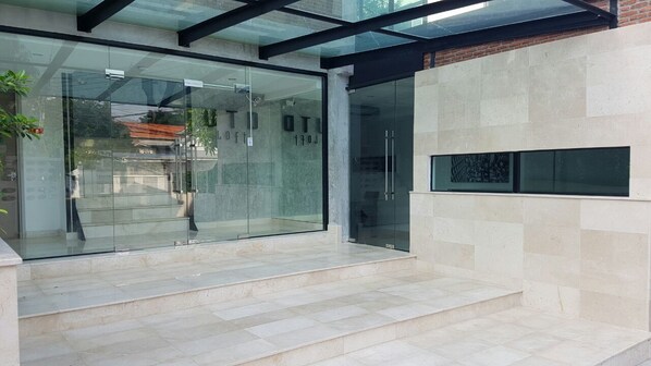 Entrada de la propiedad