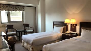 Business Twin Room, 2 Single Beds | Room amenity