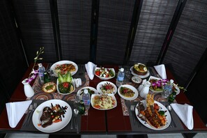 Food and drink - Golden Bujari Al Khobar Hotel (Al Khobar)