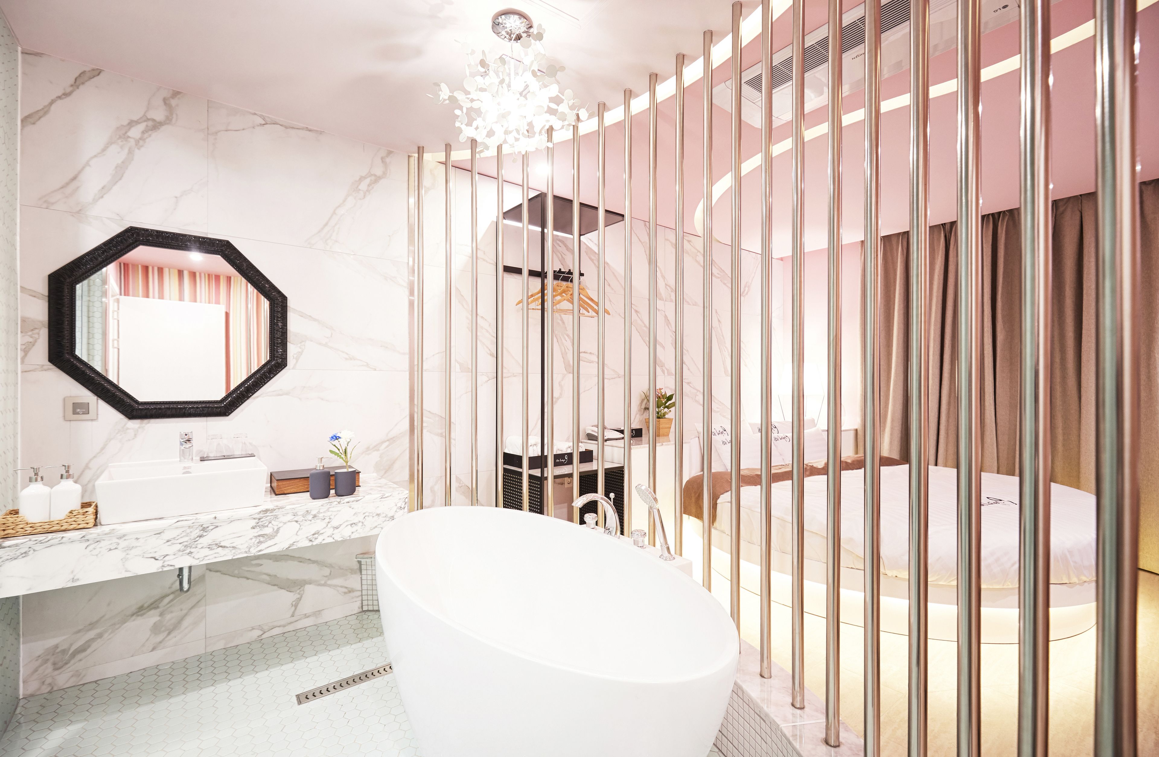 oriental suite | bathroom | separate bathtub and shower, free toiletries, hair dryer, bathrobes