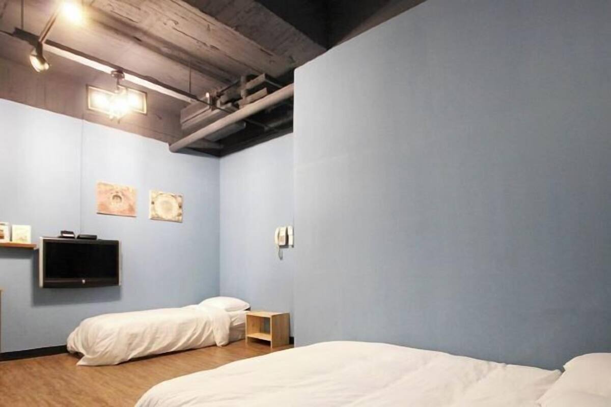 Blackout curtains, soundproofing, iron/ironing board, rollaway beds