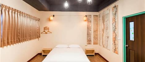 Deluxe Double Room | Blackout drapes, soundproofing, iron/ironing board, rollaway beds