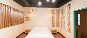 DongNing Atlas Hotel