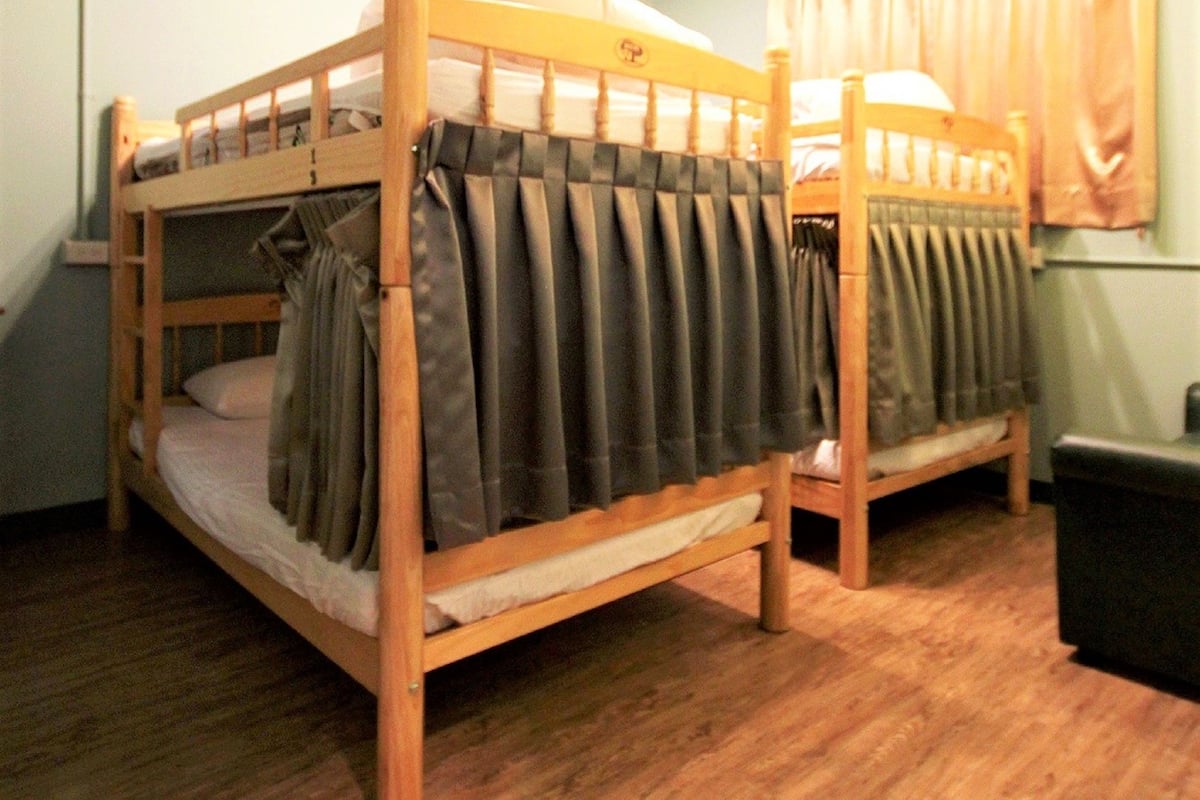 Gemeinsamer Basic-Schlafsaal, Nur Frauen, Gemeinschaftsbad | Ausblick vom Zimmer