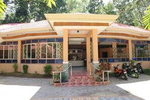 Entrée de l’hébergement