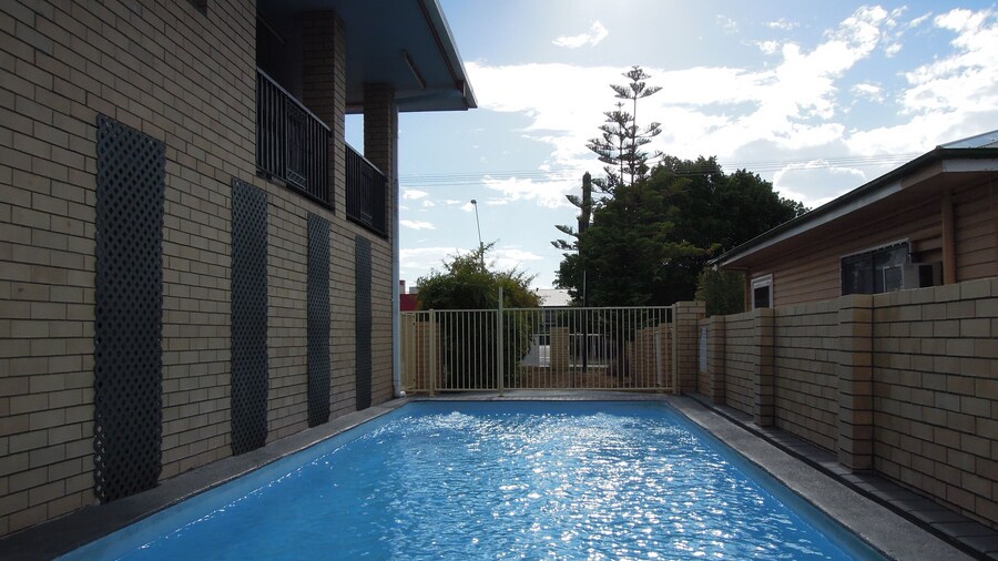 Jackaroo Apartments