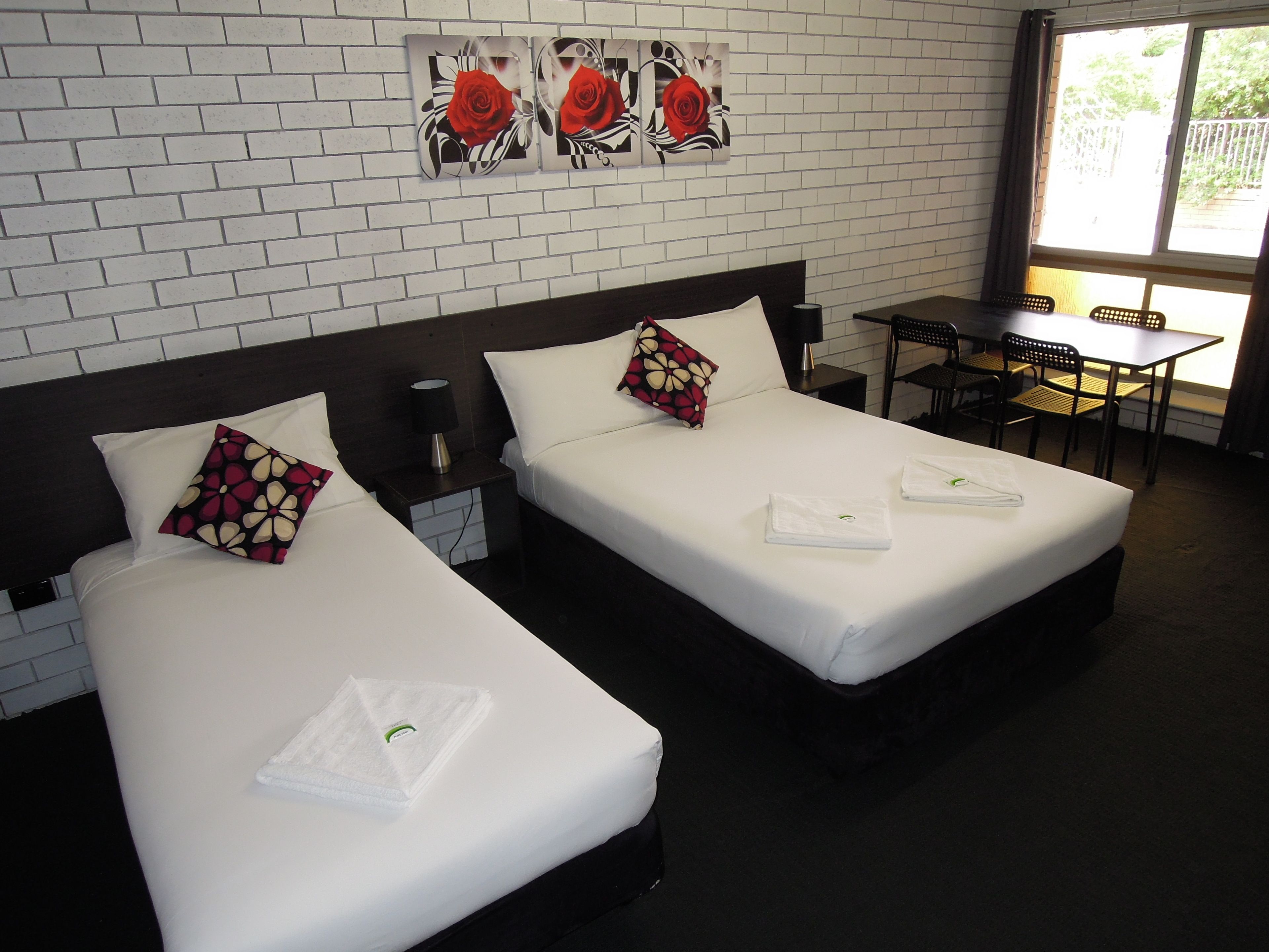 Familiestudio, 1. etasje | Skrivebord, lydisolert, wi-fi (inkludert) og sengetøy