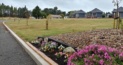 Pineacres Motel and Park